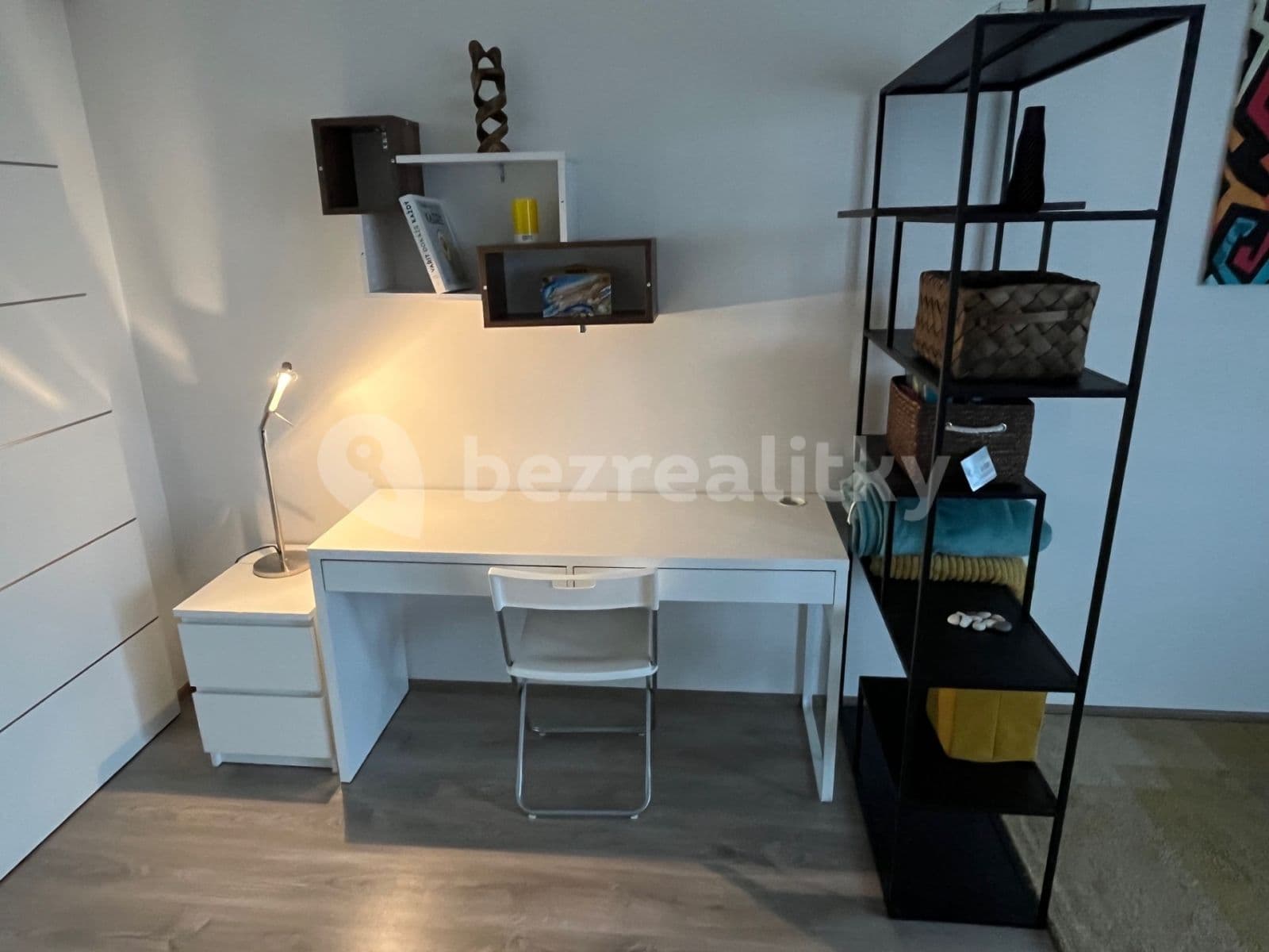 Prenájom bytu 1-izbový 40 m², Hornoměcholupská, Praha, Praha Prenájom bytu 1-izbový 40 m², Hornoměcholupská, Praha, Praha