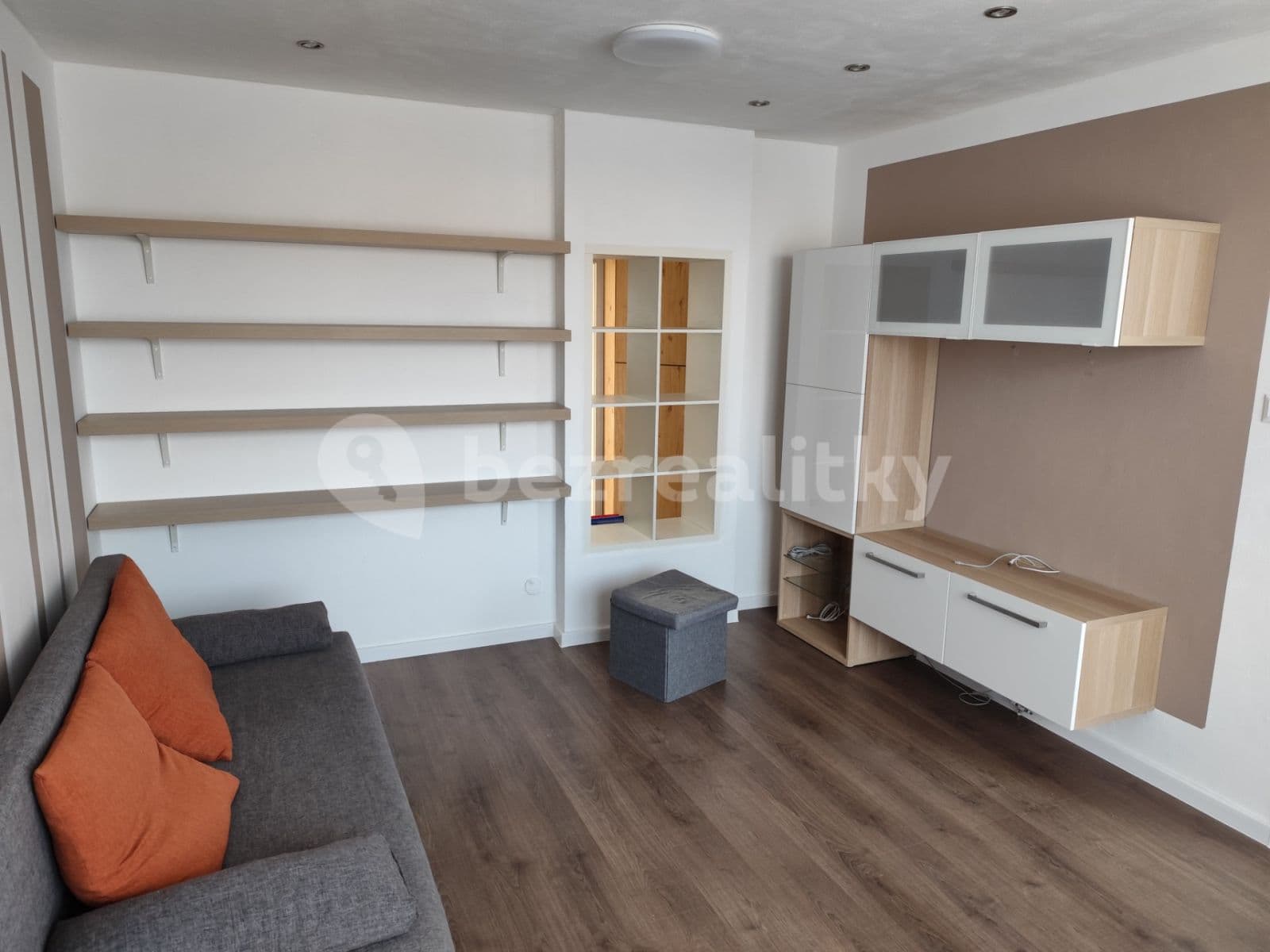 Prenájom bytu 2-izbový 56 m², Brněnská, Olomouc, Olomoucký kraj Prenájom bytu 2-izbový 56 m², Brněnská, Olomouc, Olomoucký kraj