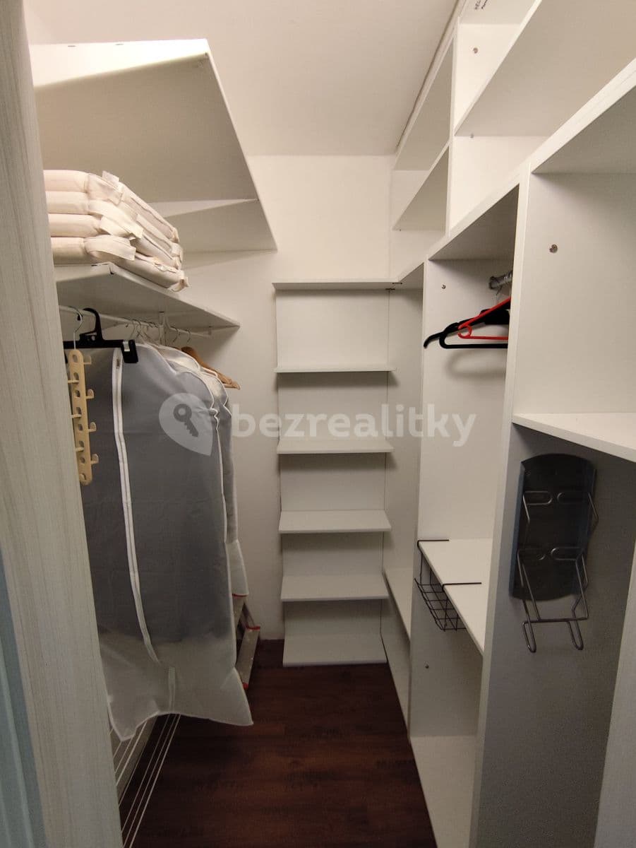 Prenájom bytu 2-izbový 56 m², Brněnská, Olomouc, Olomoucký kraj Prenájom bytu 2-izbový 56 m², Brněnská, Olomouc, Olomoucký kraj