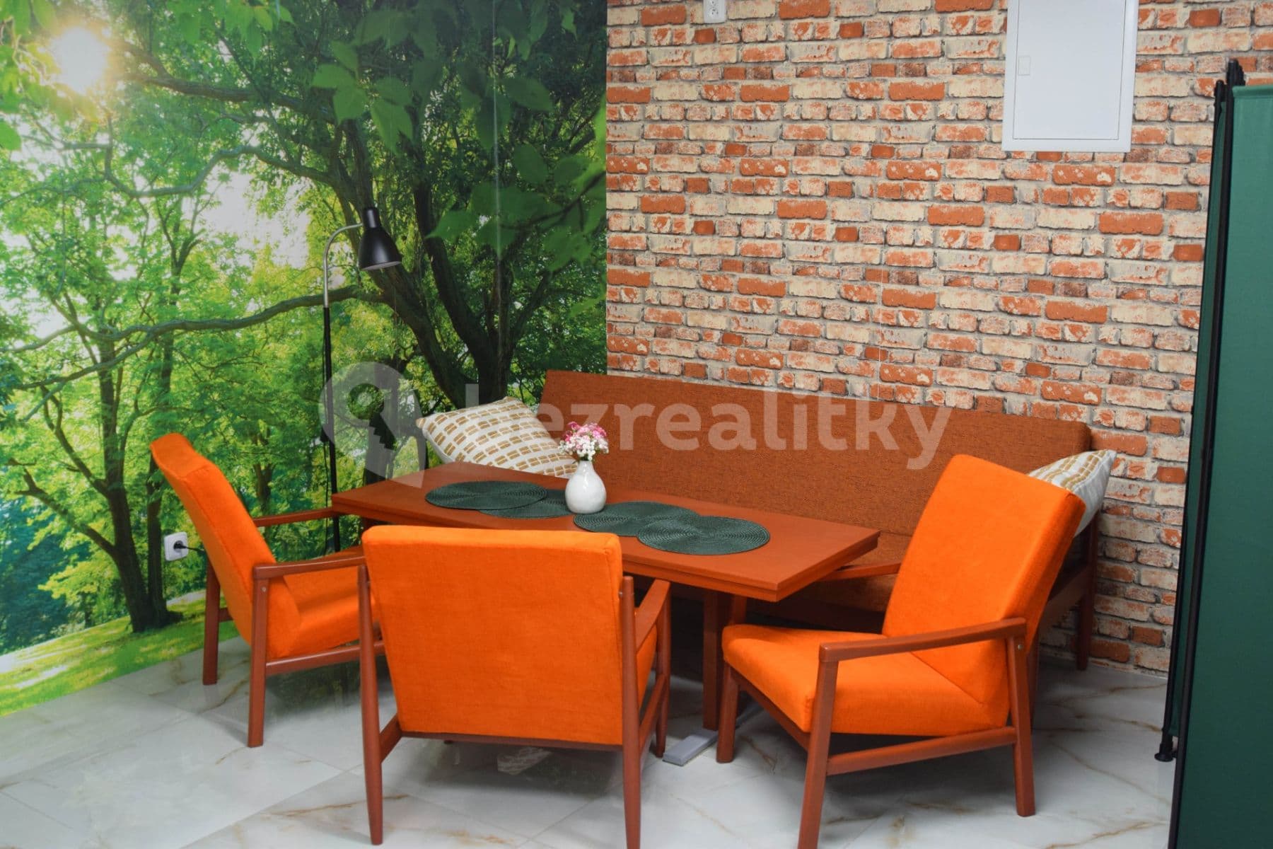 Prenájom bytu 2-izbový 36 m², Nesvačilka, Jihomoravský kraj Prenájom bytu 2-izbový 36 m², Nesvačilka, Jihomoravský kraj