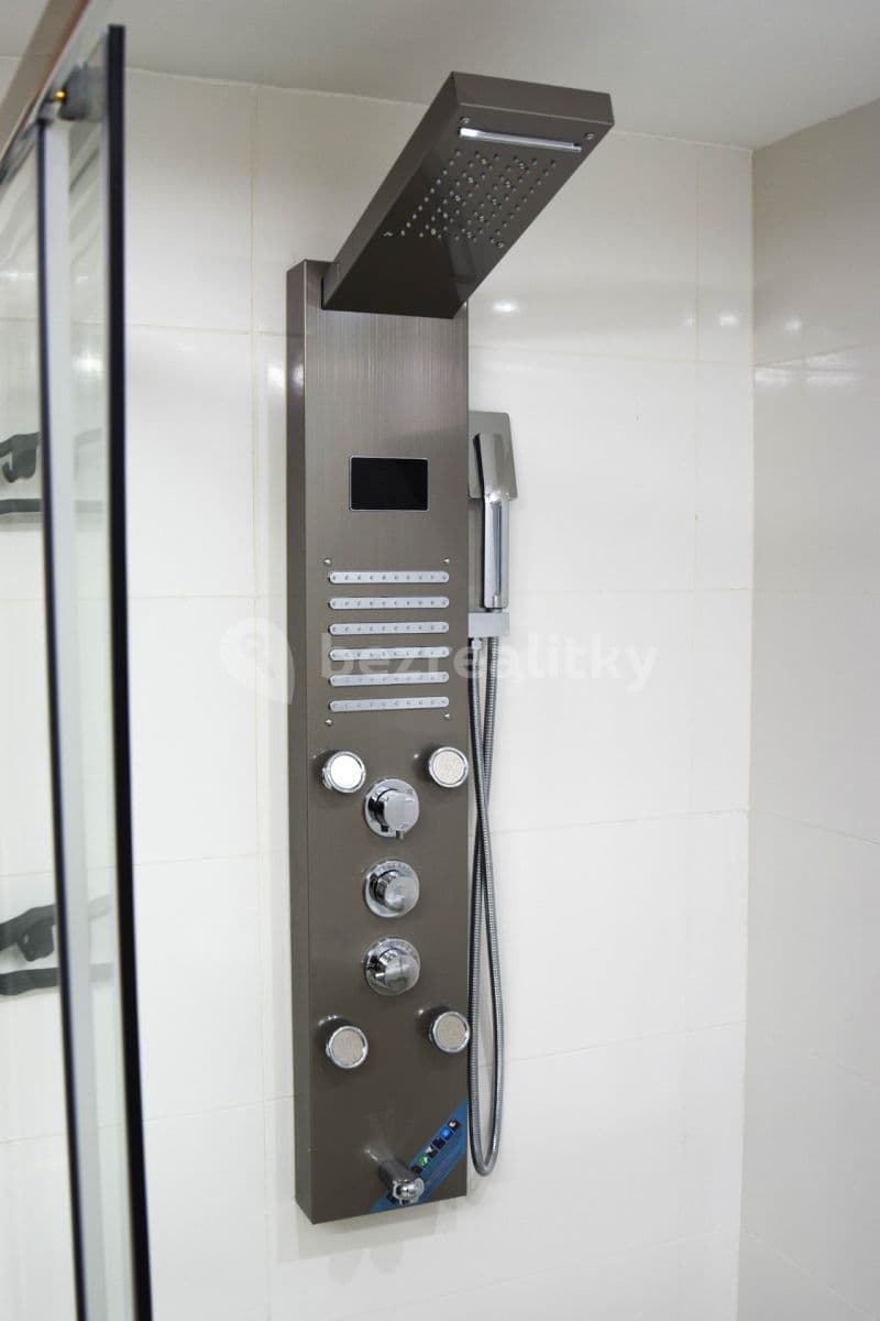 Prenájom bytu 2-izbový 36 m², Nesvačilka, Jihomoravský kraj Prenájom bytu 2-izbový 36 m², Nesvačilka, Jihomoravský kraj