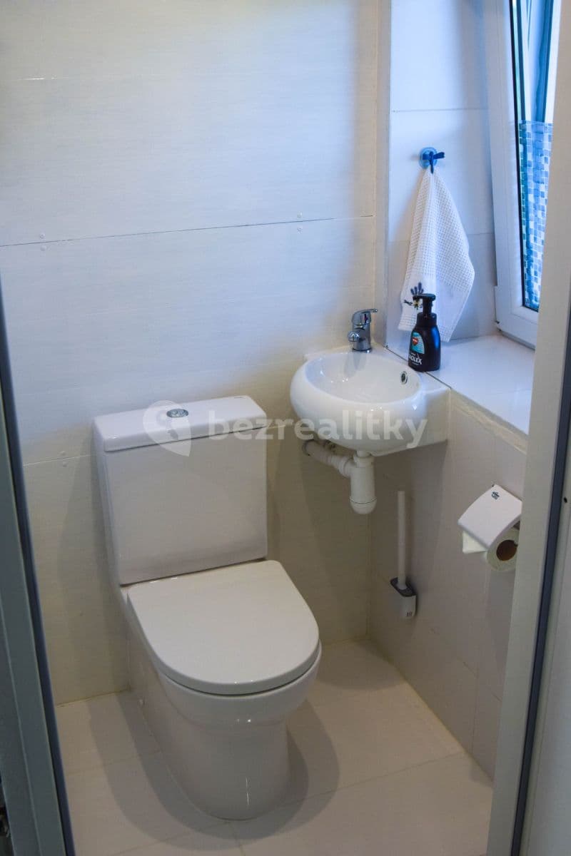 Prenájom bytu 2-izbový 36 m², Nesvačilka, Jihomoravský kraj Prenájom bytu 2-izbový 36 m², Nesvačilka, Jihomoravský kraj