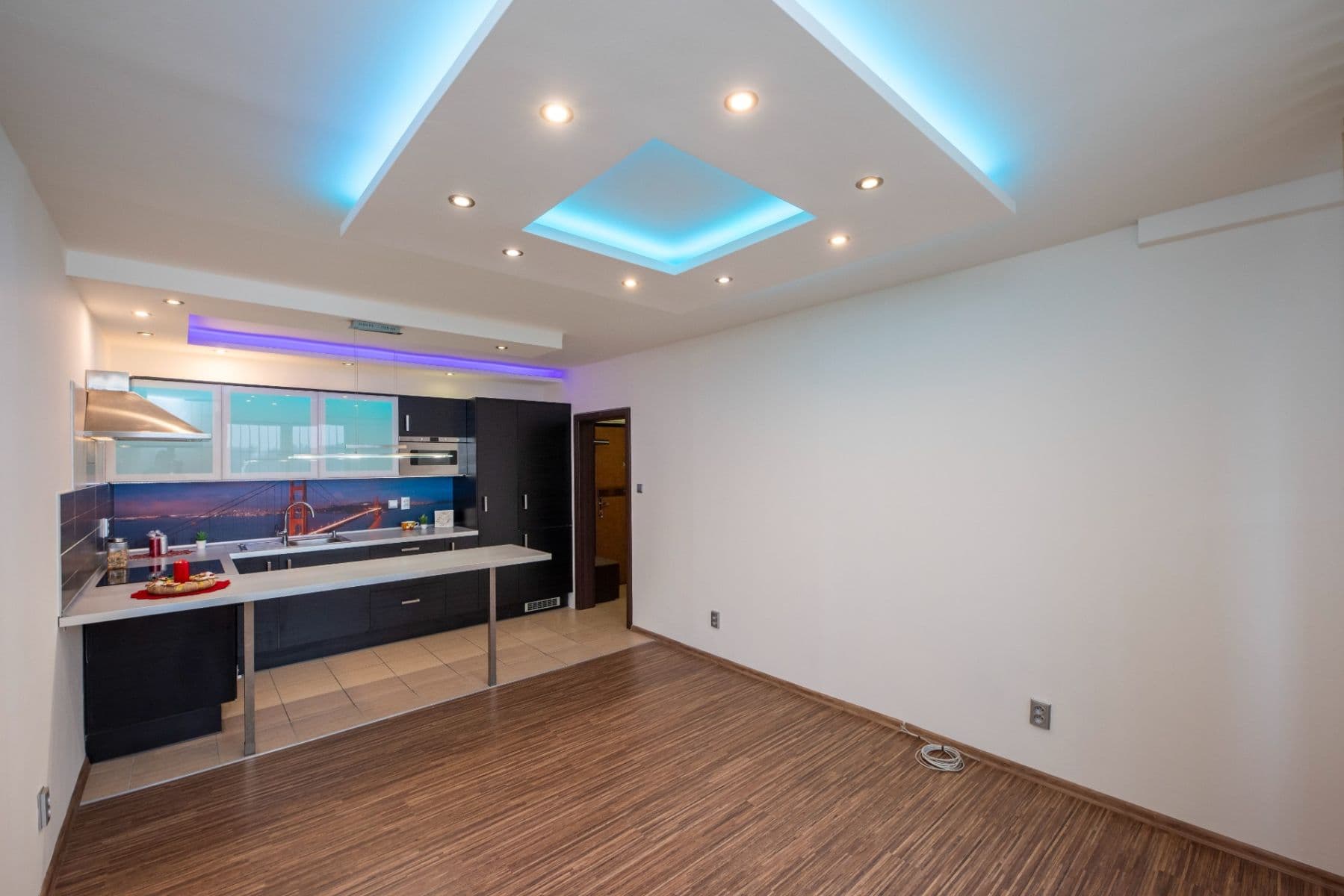 Prenájom bytu 2-izbový 39 m², Štúrova, Praha, Praha Prenájom bytu 2-izbový 39 m², Štúrova, Praha, Praha