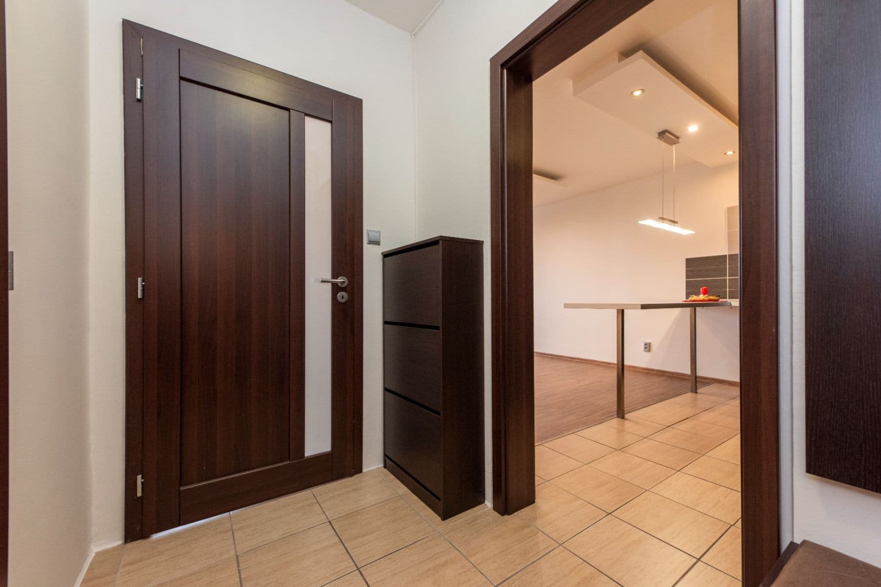 Prenájom bytu 2-izbový 39 m², Štúrova, Praha, Praha Prenájom bytu 2-izbový 39 m², Štúrova, Praha, Praha
