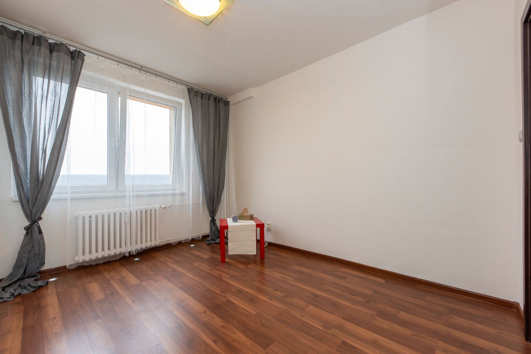 Prenájom bytu 2-izbový 39 m², Štúrova, Praha, Praha Prenájom bytu 2-izbový 39 m², Štúrova, Praha, Praha