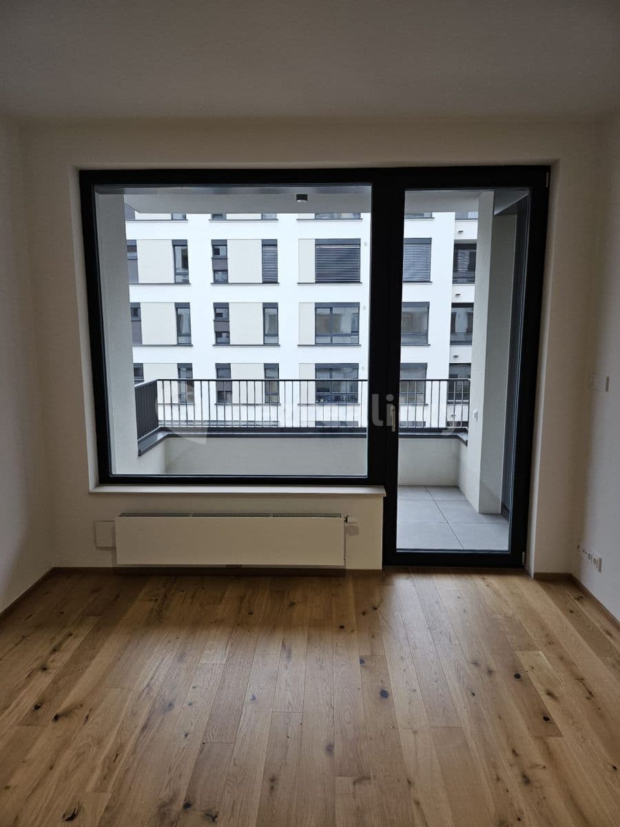 Prenájom bytu 2-izbový 56 m², Praha, Praha Prenájom bytu 2-izbový 56 m², Praha, Praha