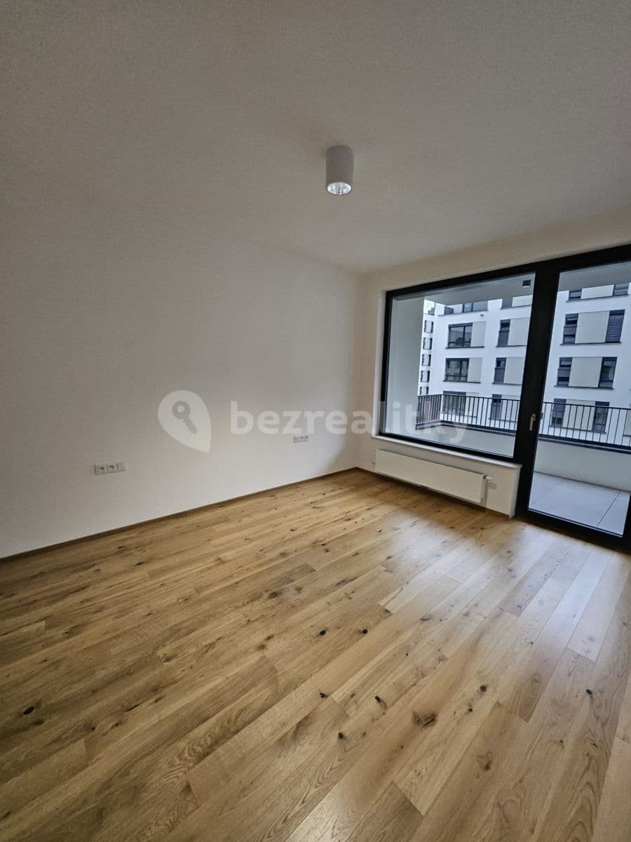 Prenájom bytu 2-izbový 56 m², Praha, Praha Prenájom bytu 2-izbový 56 m², Praha, Praha