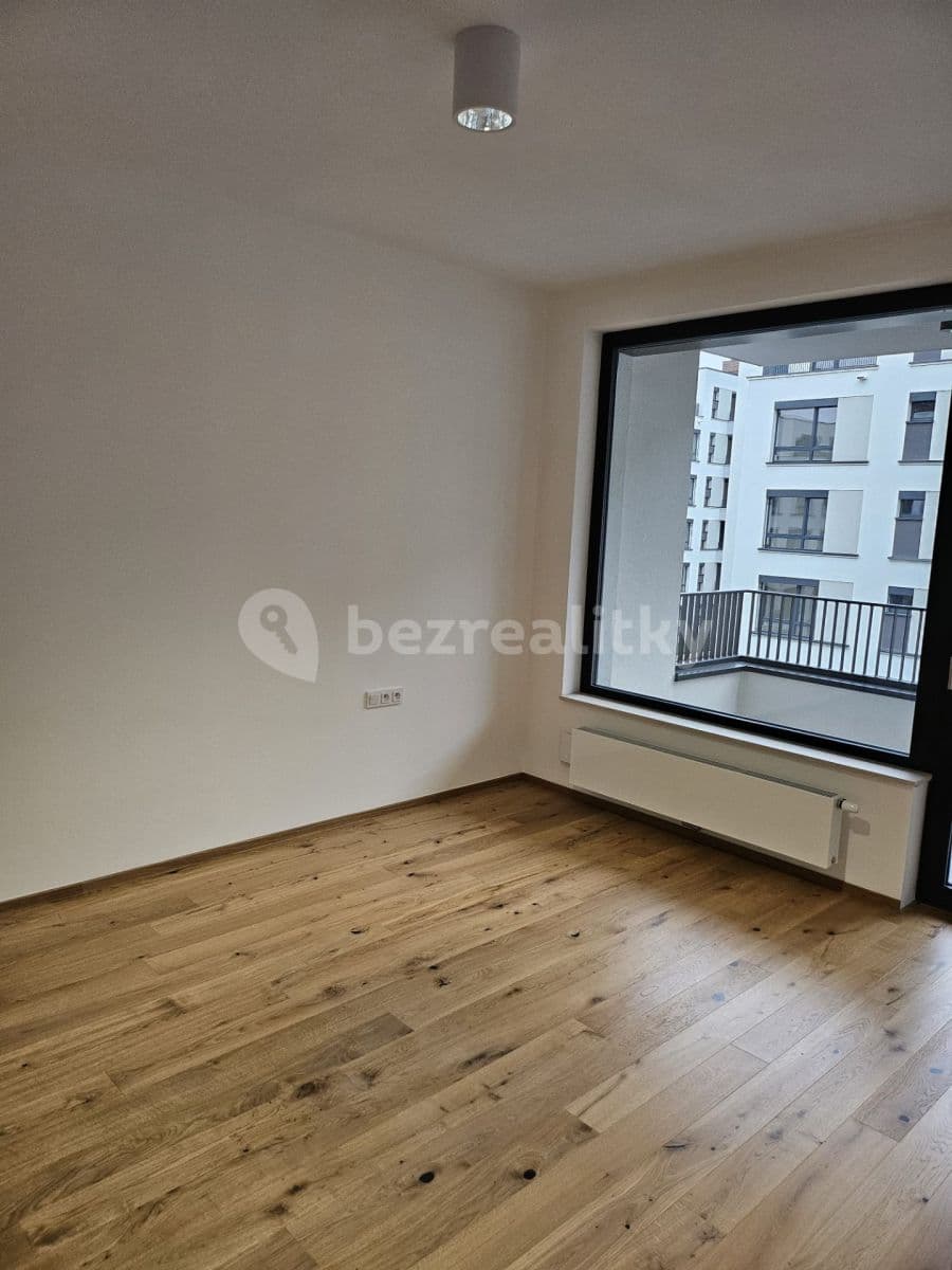 Prenájom bytu 2-izbový 56 m², Praha, Praha Prenájom bytu 2-izbový 56 m², Praha, Praha