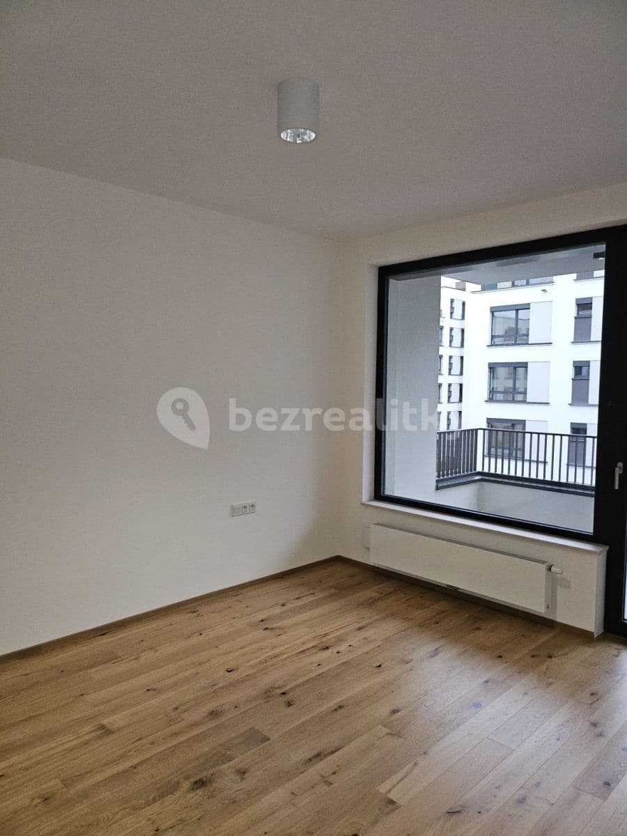 Prenájom bytu 2-izbový 56 m², Praha, Praha Prenájom bytu 2-izbový 56 m², Praha, Praha