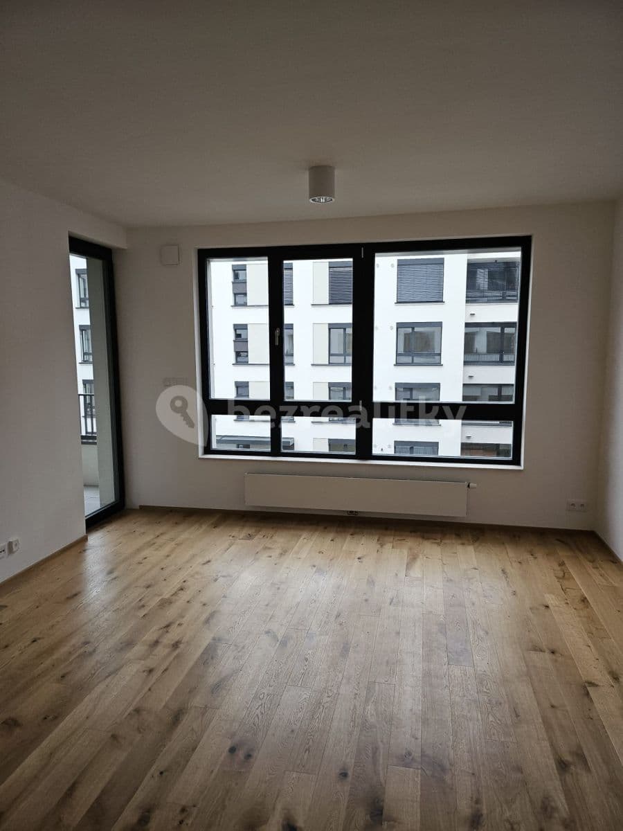 Prenájom bytu 2-izbový 56 m², Praha, Praha Prenájom bytu 2-izbový 56 m², Praha, Praha
