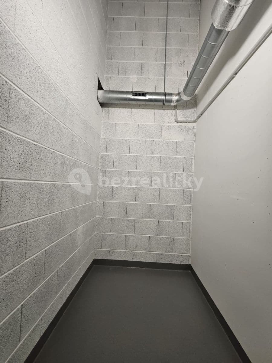 Prenájom bytu 2-izbový 56 m², Praha, Praha Prenájom bytu 2-izbový 56 m², Praha, Praha