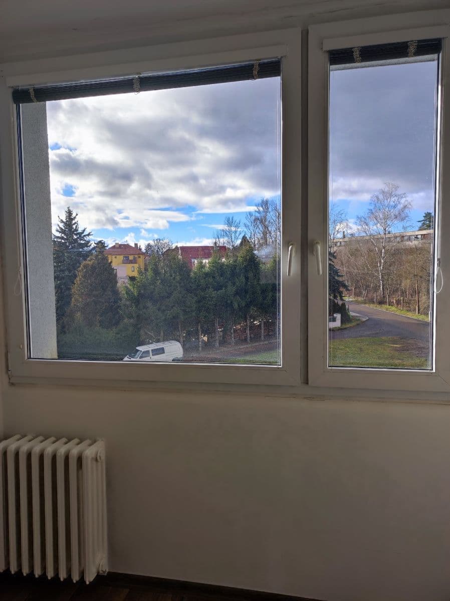 Predaj bytu 3-izbový 70 m², Holíkova, Jílové u Prahy, Středočeský kraj Predaj bytu 3-izbový 70 m², Holíkova, Jílové u Prahy, Středočeský kraj