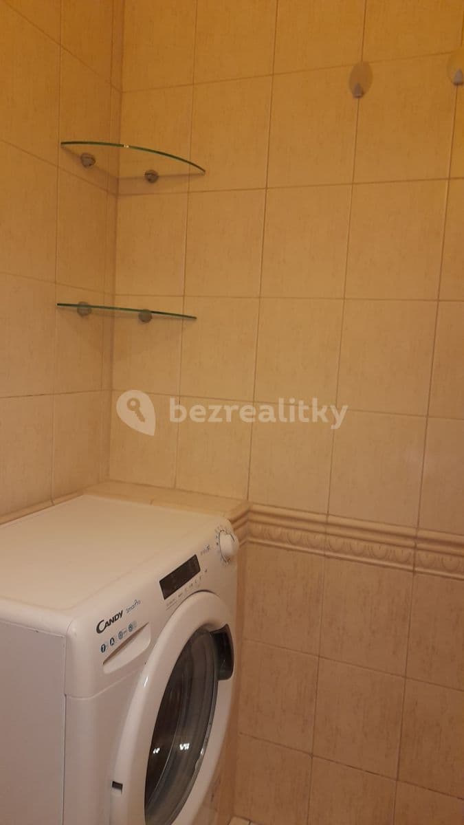 Prenájom bytu 1-izbový 24 m², Kyselova, Praha, Praha Prenájom bytu 1-izbový 24 m², Kyselova, Praha, Praha