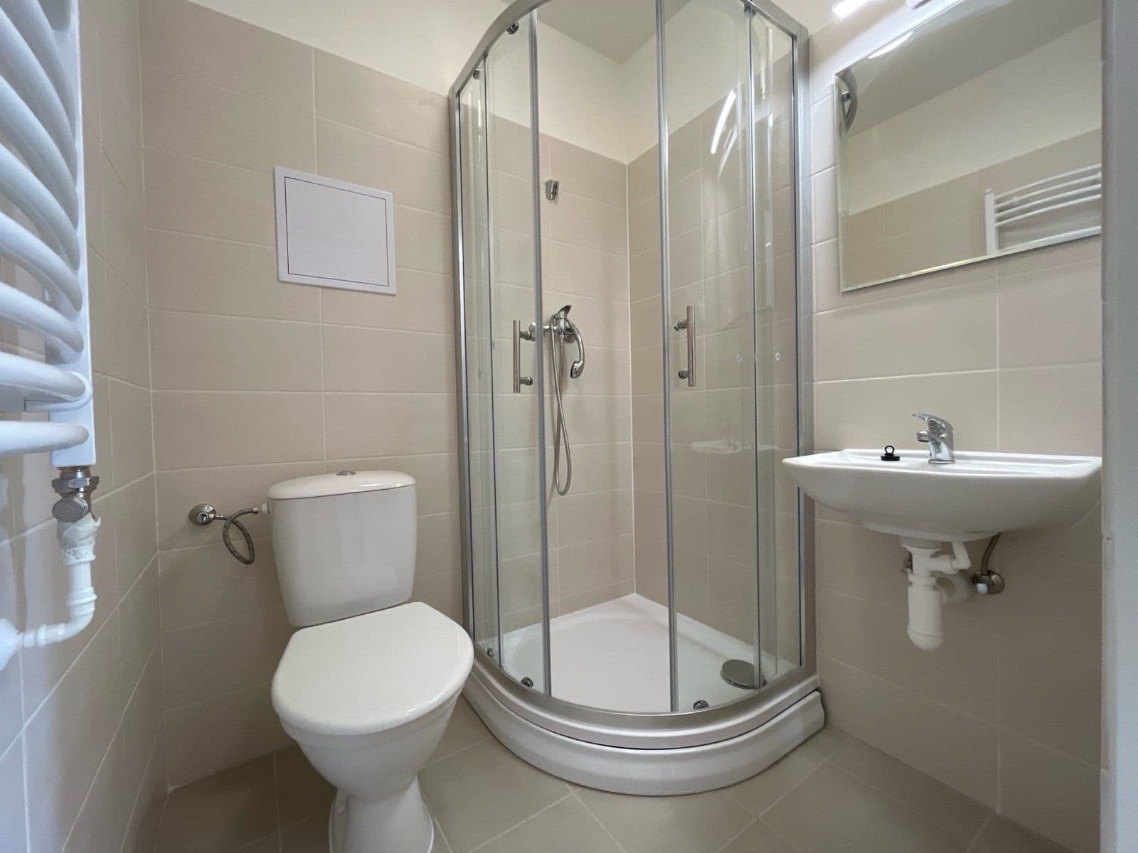 Prenájom bytu 1-izbový 27 m², Slovenského národního povstání, Havířov, Moravskoslezský kraj Prenájom bytu 1-izbový 27 m², Slovenského národního povstání, Havířov, Moravskoslezský kraj