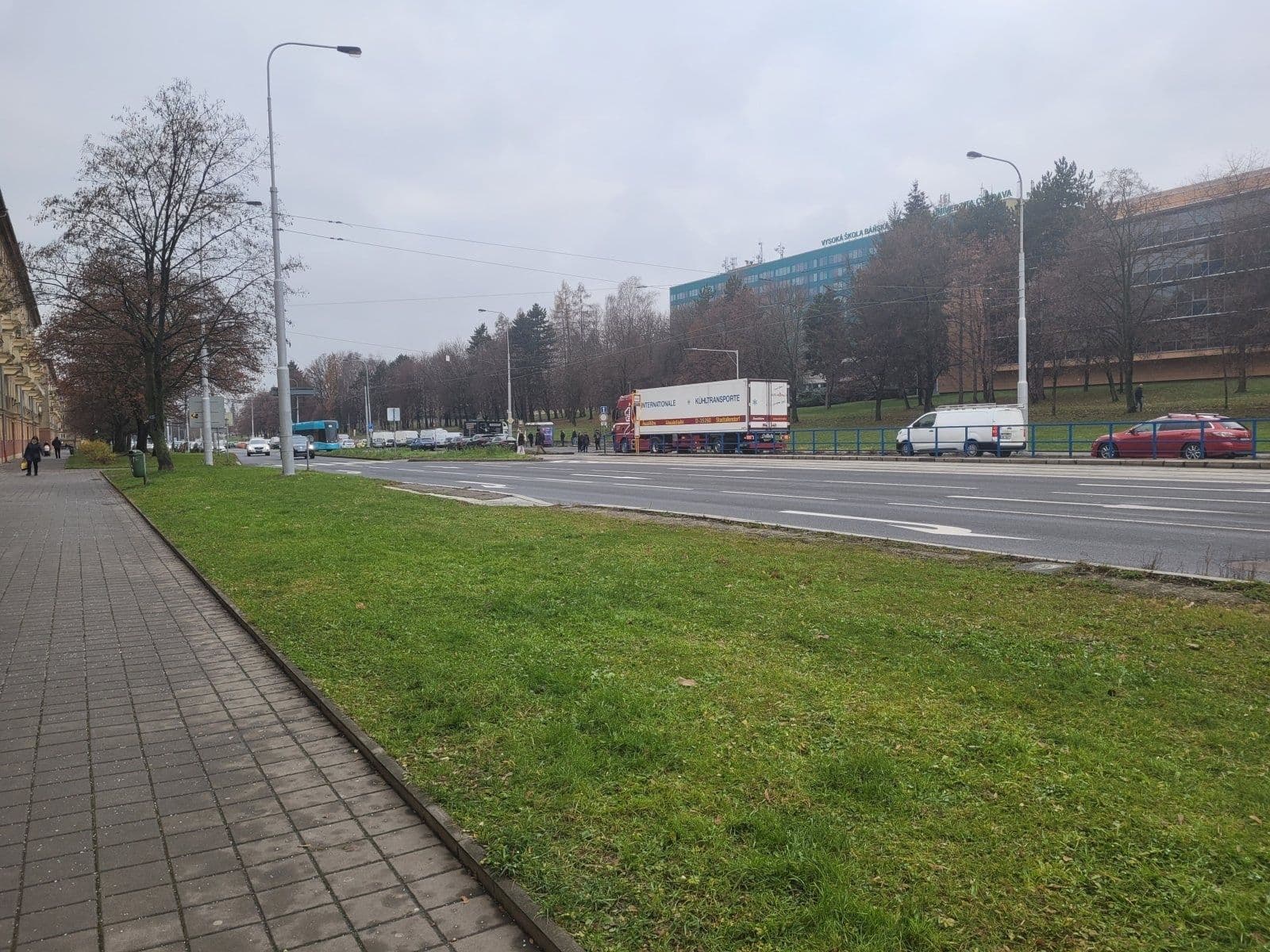 Prenájom kancelárie 127 m², Opavská, Ostrava, Moravskoslezský kraj Prenájom kancelárie 127 m², Opavská, Ostrava, Moravskoslezský kraj