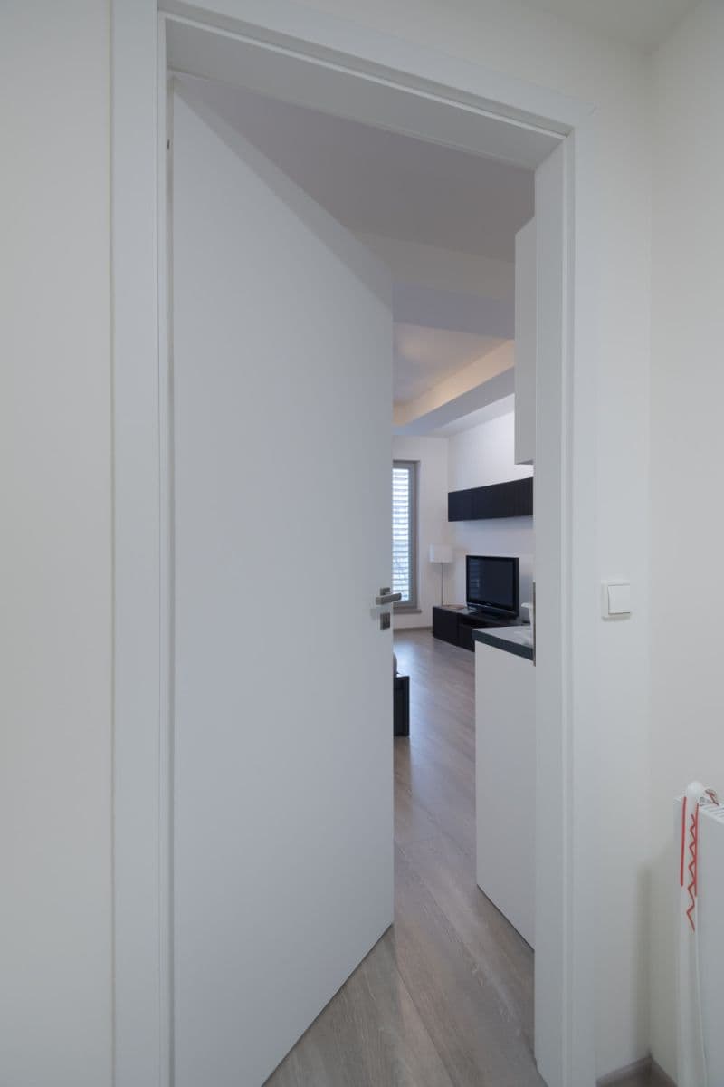 Prenájom bytu 35 m², Koněvova, Praha, Praha Prenájom bytu 35 m², Koněvova, Praha, Praha