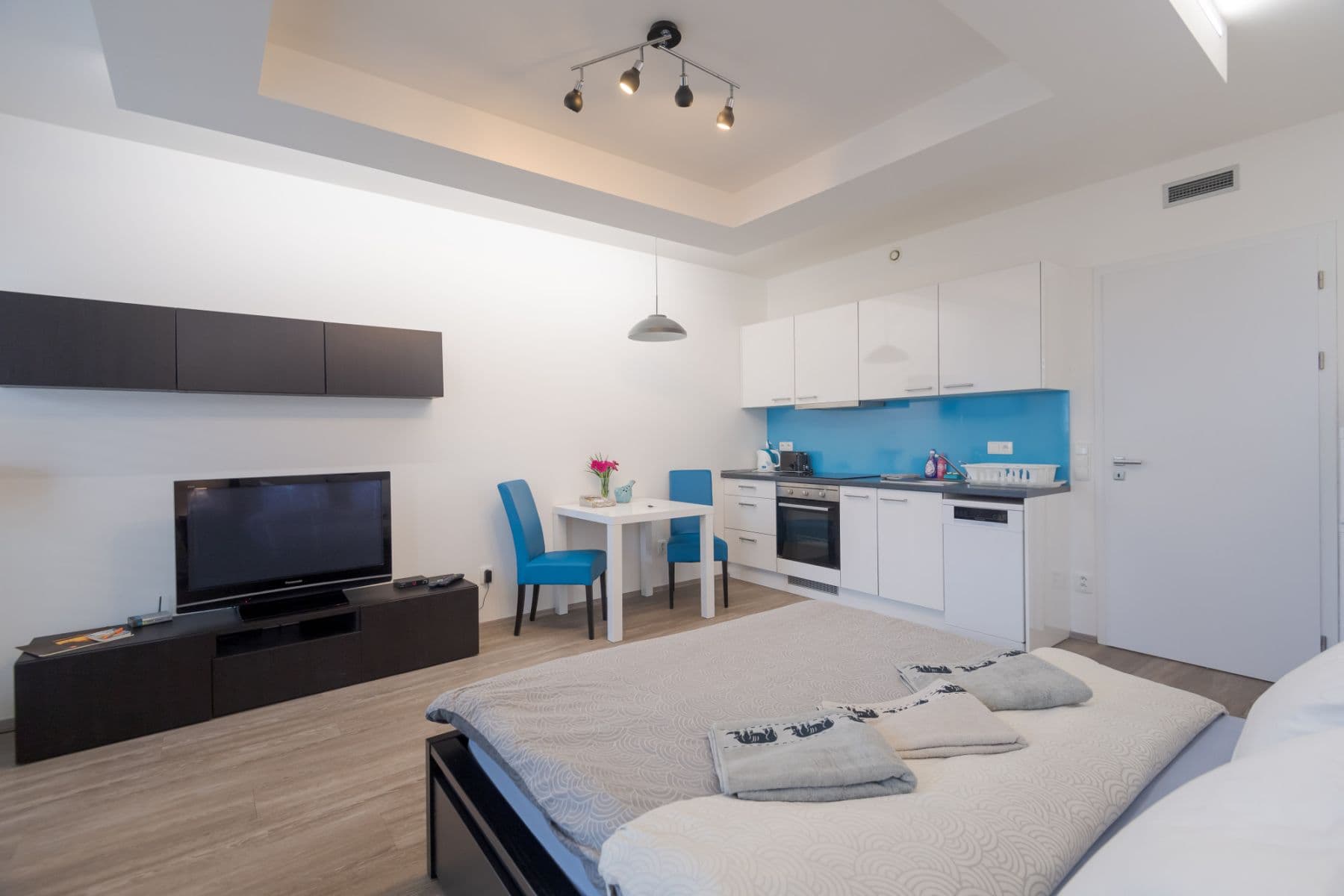 Prenájom bytu 35 m², Koněvova, Praha, Praha Prenájom bytu 35 m², Koněvova, Praha, Praha