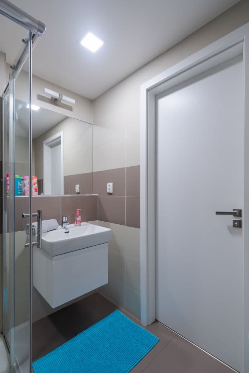 Prenájom bytu 35 m², Koněvova, Praha, Praha Prenájom bytu 35 m², Koněvova, Praha, Praha