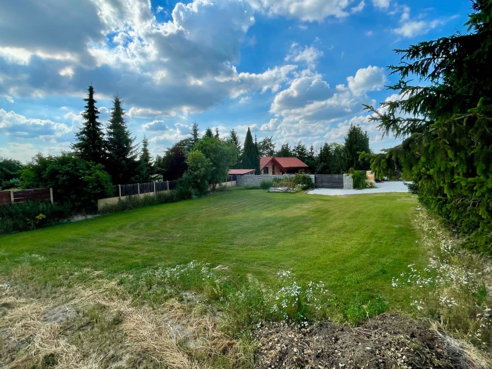 Predaj pozemku 843 m², Babice, Středočeský kraj Predaj pozemku 843 m², Babice, Středočeský kraj