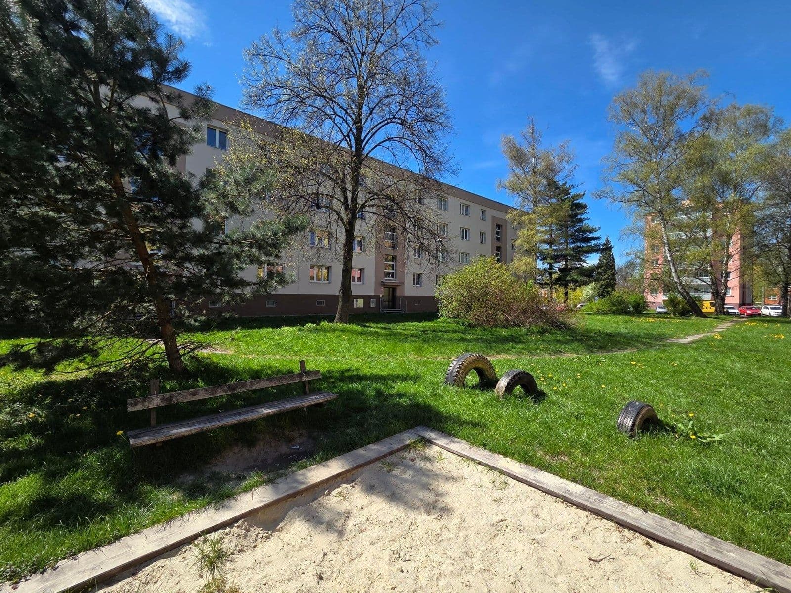 Prenájom bytu 1-izbový 35 m², Školská, Karviná, Moravskoslezský kraj Prenájom bytu 1-izbový 35 m², Školská, Karviná, Moravskoslezský kraj