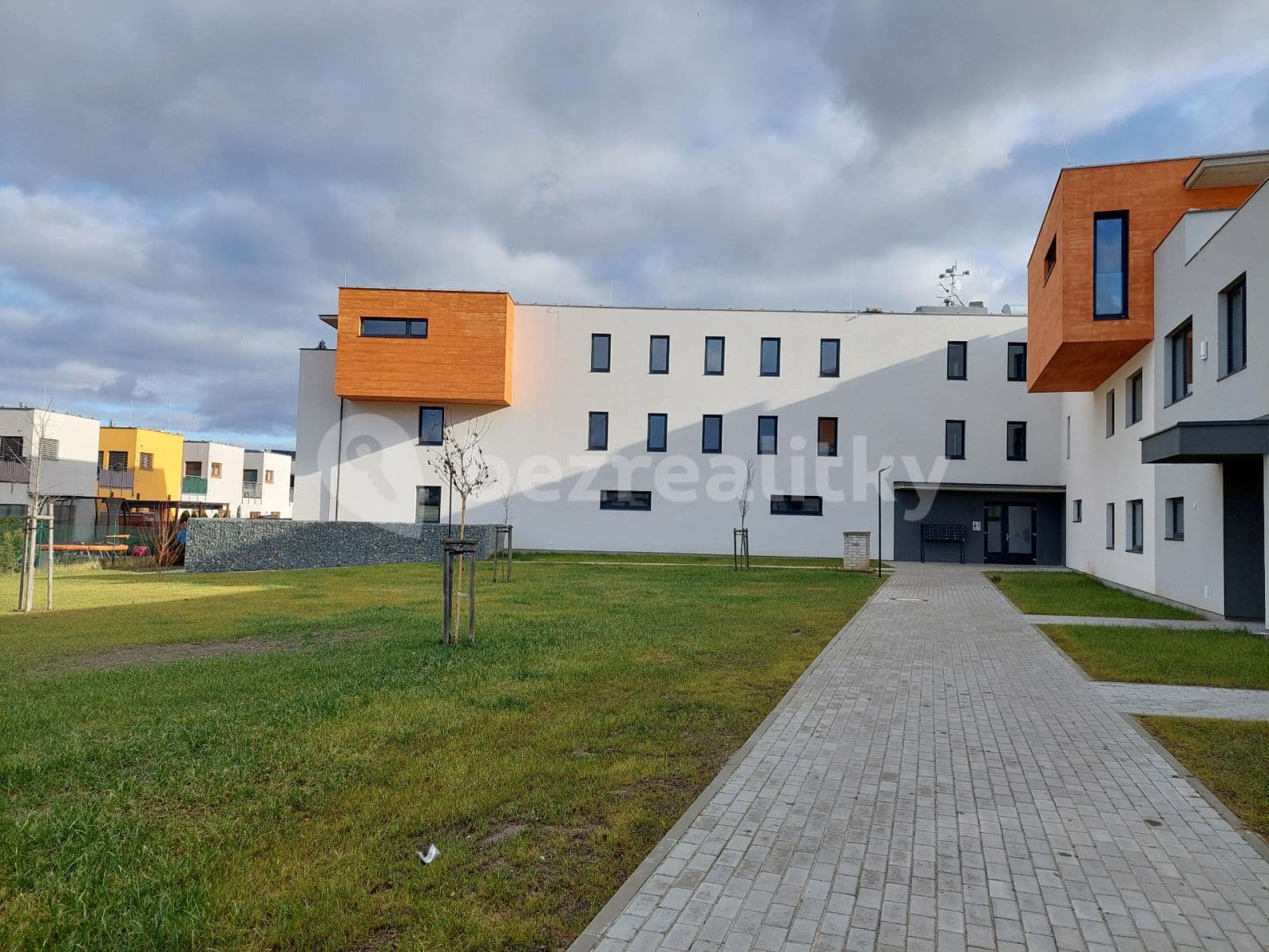 Prenájom bytu 2-izbový 41 m², Praha, Praha Prenájom bytu 2-izbový 41 m², Praha, Praha