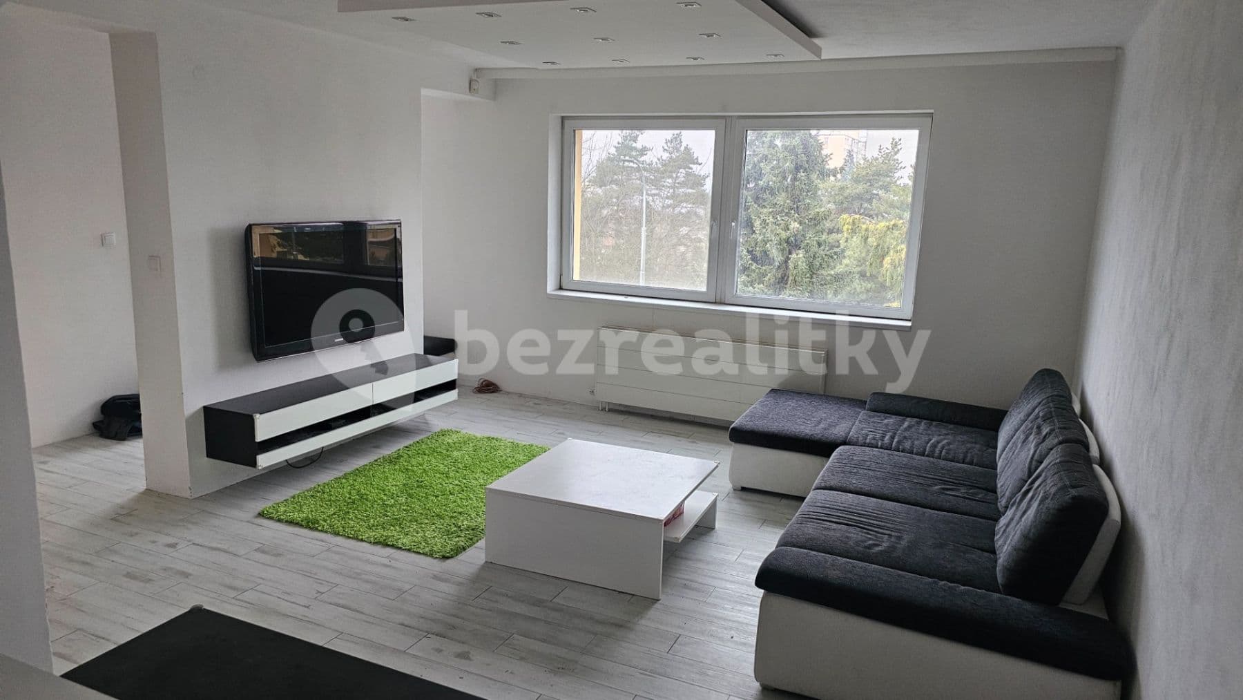 Prenájom bytu 3-izbový 92 m², Nechanická, Praha, Praha Prenájom bytu 3-izbový 92 m², Nechanická, Praha, Praha