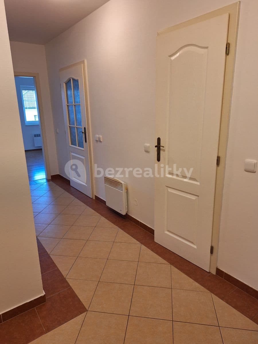 Prenájom bytu 2-izbový 57 m², Úhonická, Jeneč, Středočeský kraj Prenájom bytu 2-izbový 57 m², Úhonická, Jeneč, Středočeský kraj