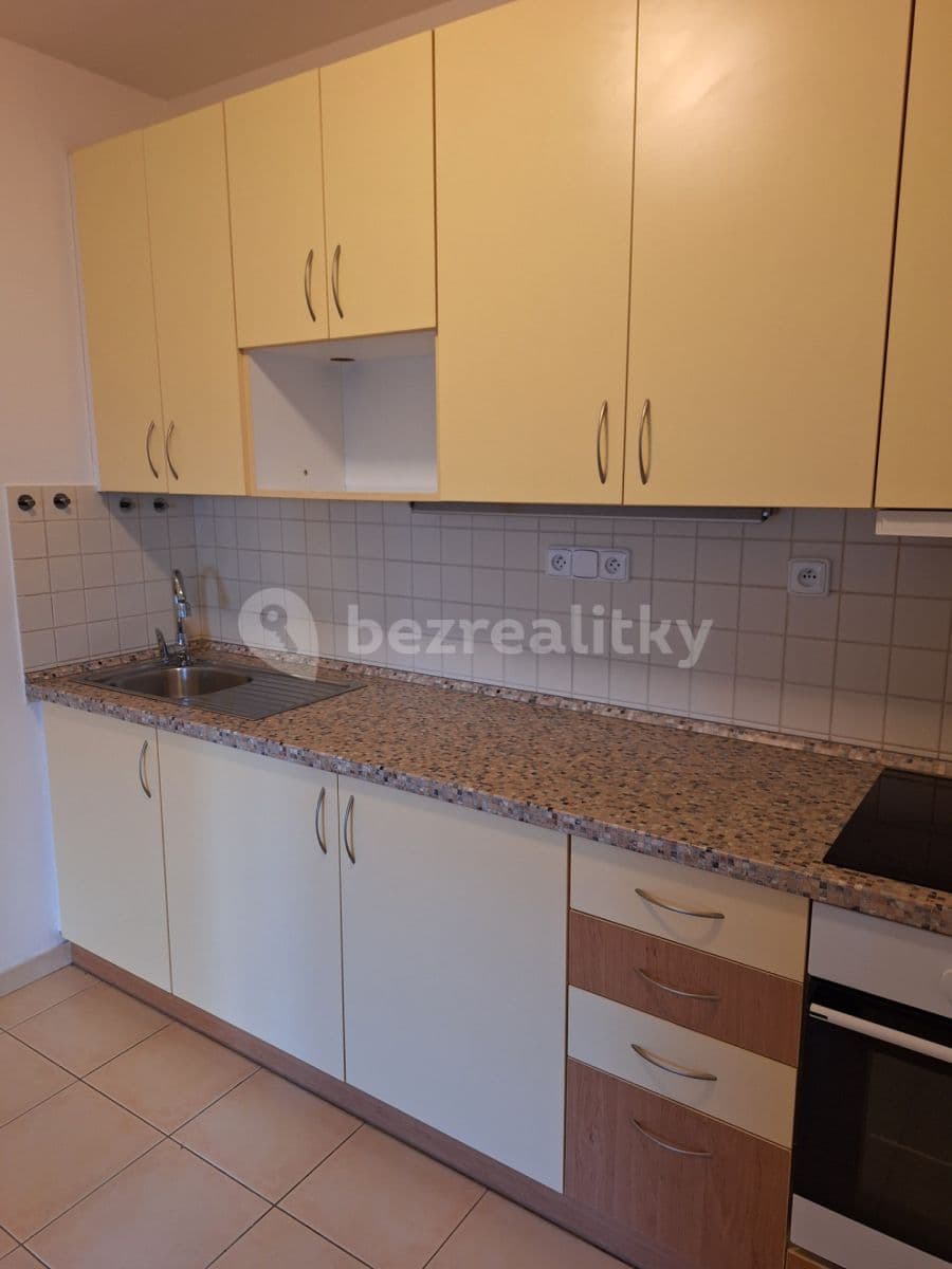 Prenájom bytu 2-izbový 57 m², Úhonická, Jeneč, Středočeský kraj Prenájom bytu 2-izbový 57 m², Úhonická, Jeneč, Středočeský kraj