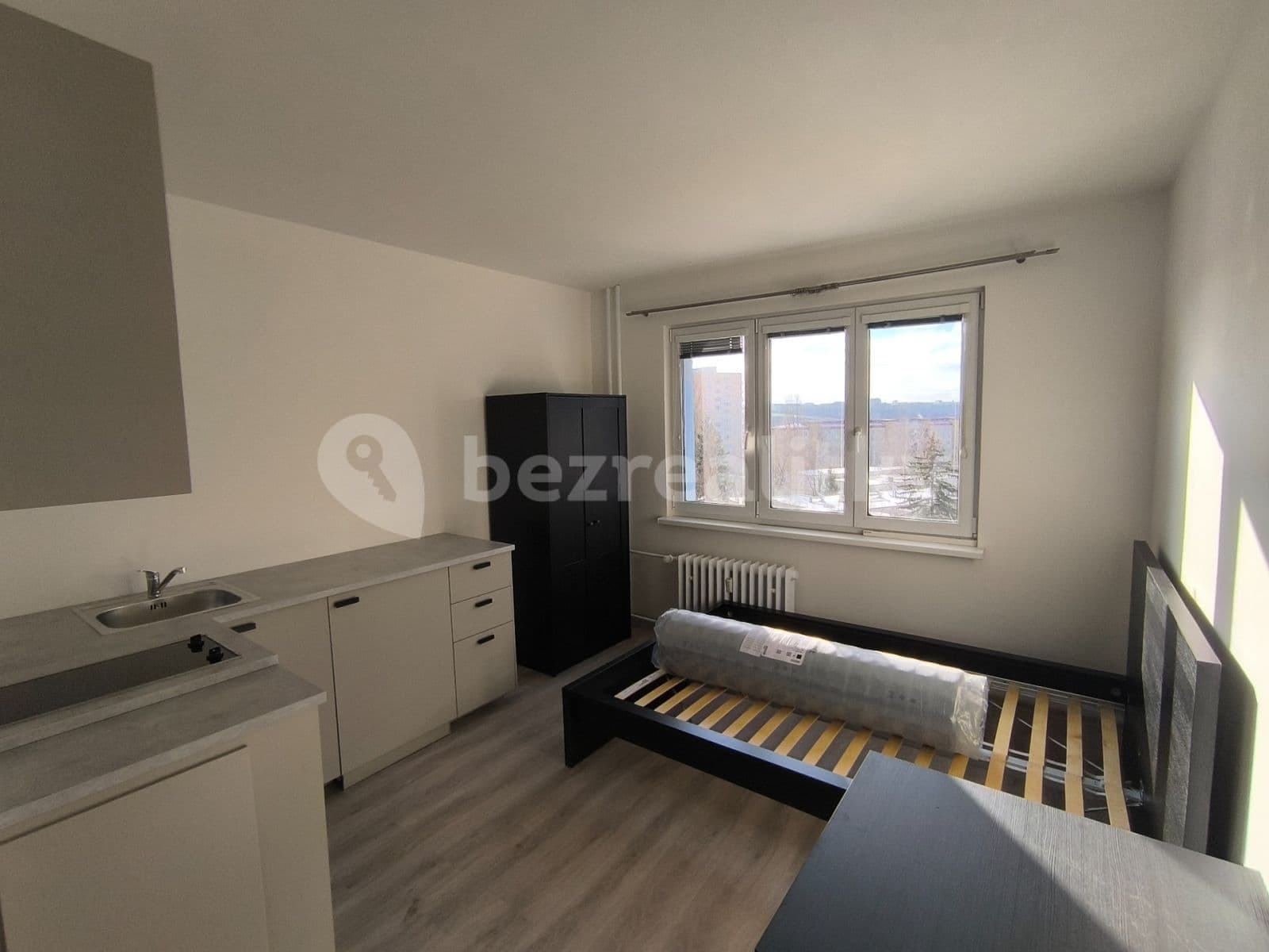 Prenájom bytu 1-izbový 20 m², Jasmínová, Praha, Praha Prenájom bytu 1-izbový 20 m², Jasmínová, Praha, Praha
