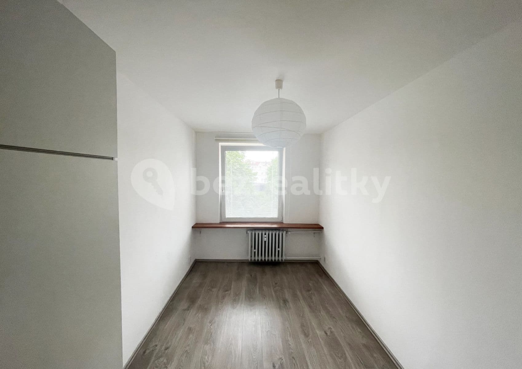 Prenájom bytu 3-izbový 58 m², Záveská, Praha, Praha Prenájom bytu 3-izbový 58 m², Záveská, Praha, Praha