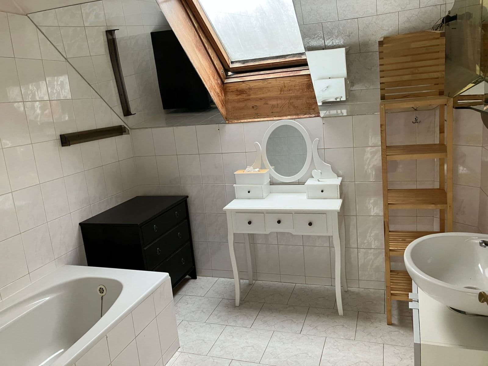 Predaj domu 294 m², pozemok 479 m², Školní, Ondřejov, Středočeský kraj Predaj domu 294 m², pozemok 479 m², Školní, Ondřejov, Středočeský kraj