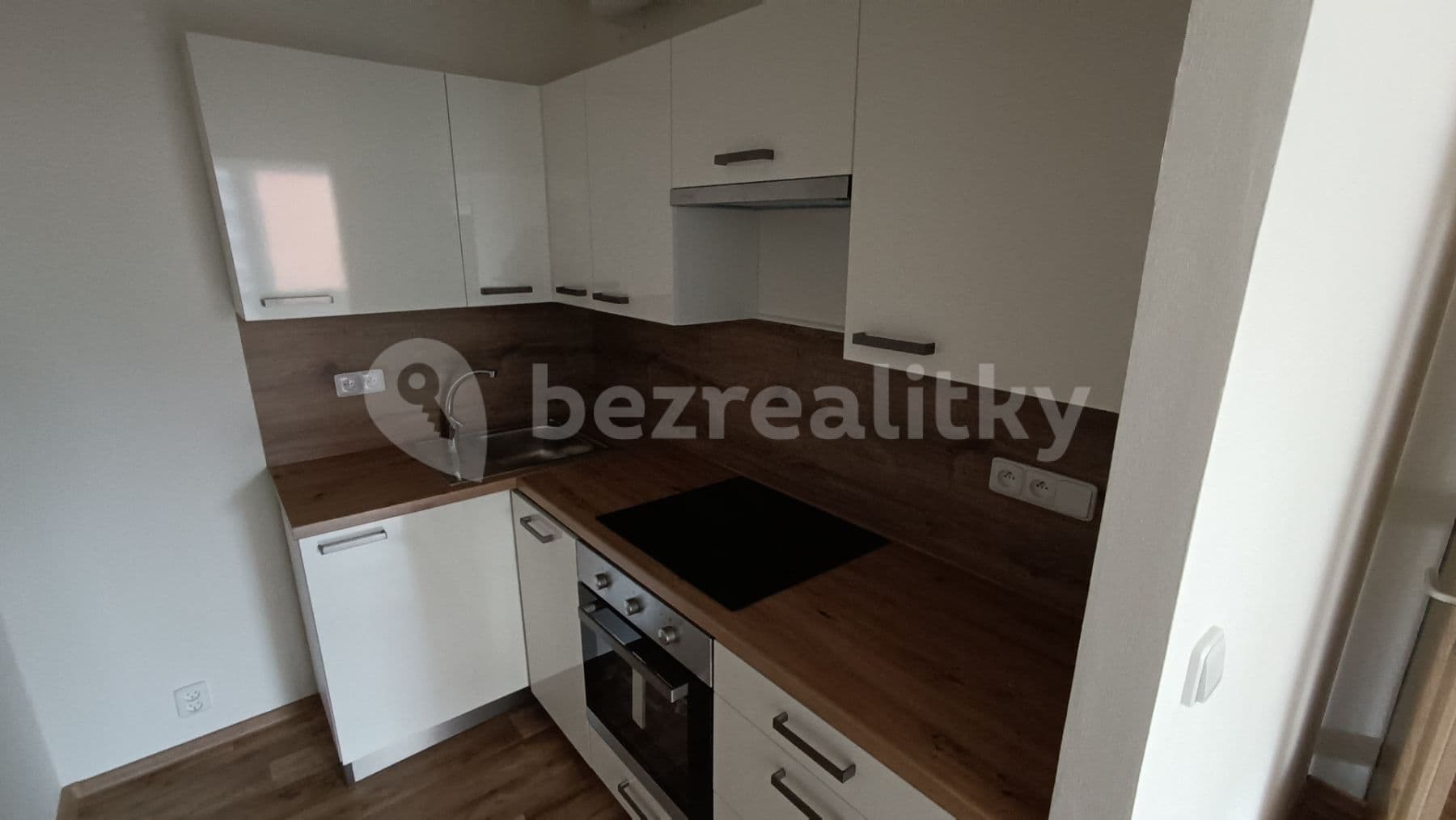 Prenájom bytu 2-izbový 45 m², Frýdlantská, Praha, Praha Prenájom bytu 2-izbový 45 m², Frýdlantská, Praha, Praha