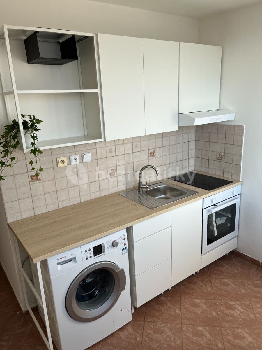 Prenájom bytu 1-izbový 35 m², Jabloňová, Praha, Praha Prenájom bytu 1-izbový 35 m², Jabloňová, Praha, Praha