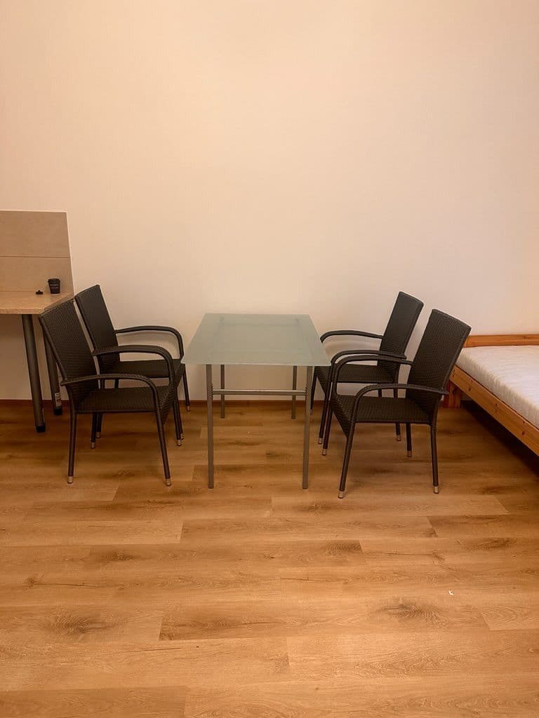 Prenájom bytu 40 m², Ječná, Praha, Praha Prenájom bytu 40 m², Ječná, Praha, Praha