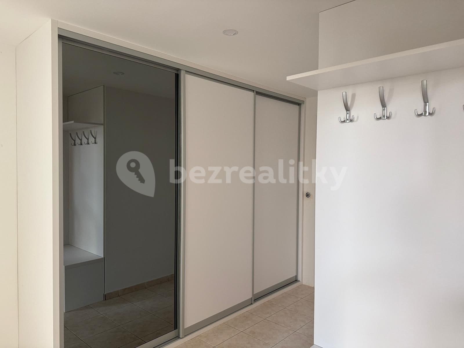 Prenájom bytu 2-izbový 67 m², Praha, Praha Prenájom bytu 2-izbový 67 m², Praha, Praha