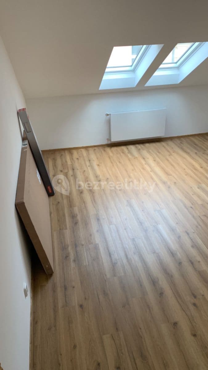 Prenájom bytu 2-izbový 67 m², Praha, Praha Prenájom bytu 2-izbový 67 m², Praha, Praha