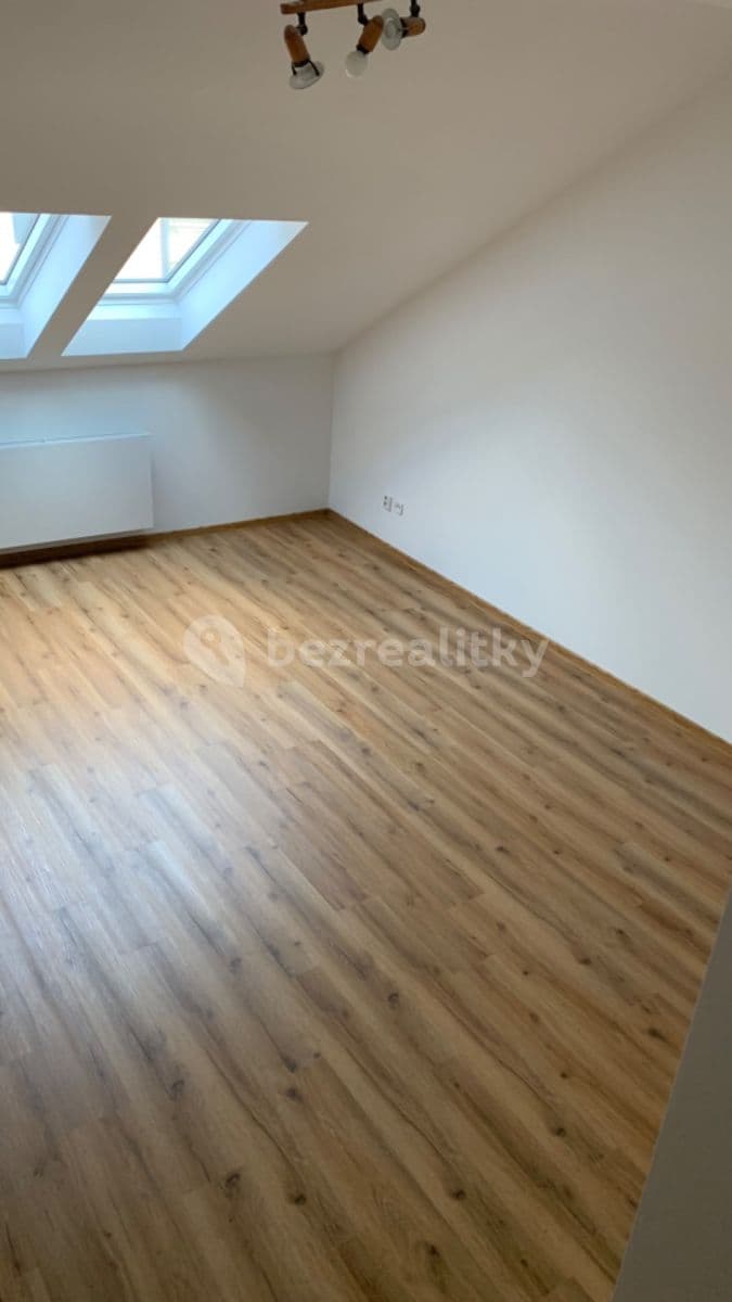 Prenájom bytu 2-izbový 67 m², Praha, Praha Prenájom bytu 2-izbový 67 m², Praha, Praha