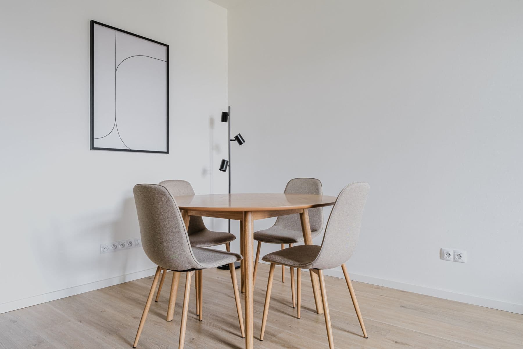 Prenájom bytu 54 m², Chodská, Praha, Praha Prenájom bytu 54 m², Chodská, Praha, Praha