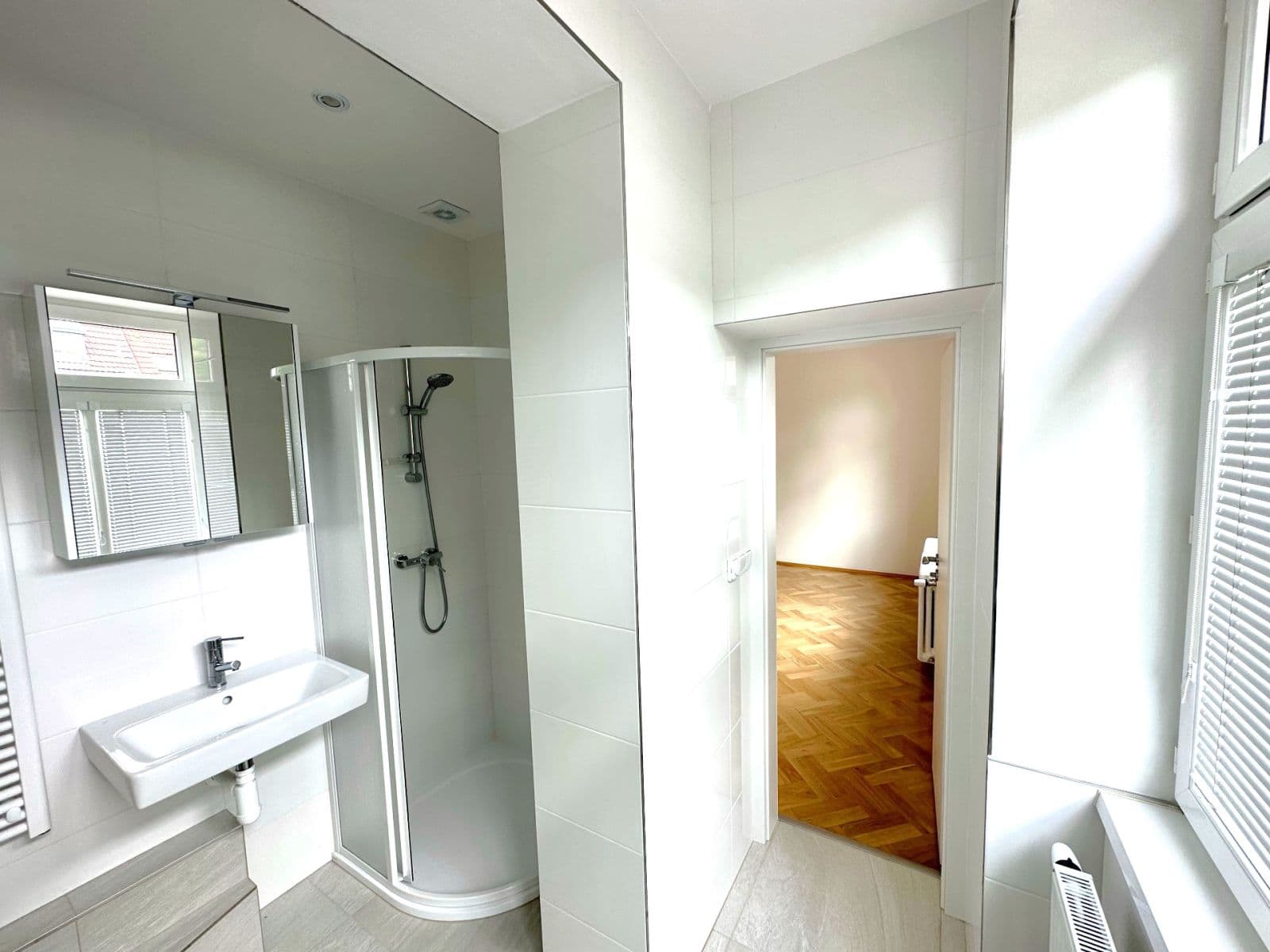 Prenájom bytu 2-izbový 47 m², Na Pískách, Praha, Praha Prenájom bytu 2-izbový 47 m², Na Pískách, Praha, Praha