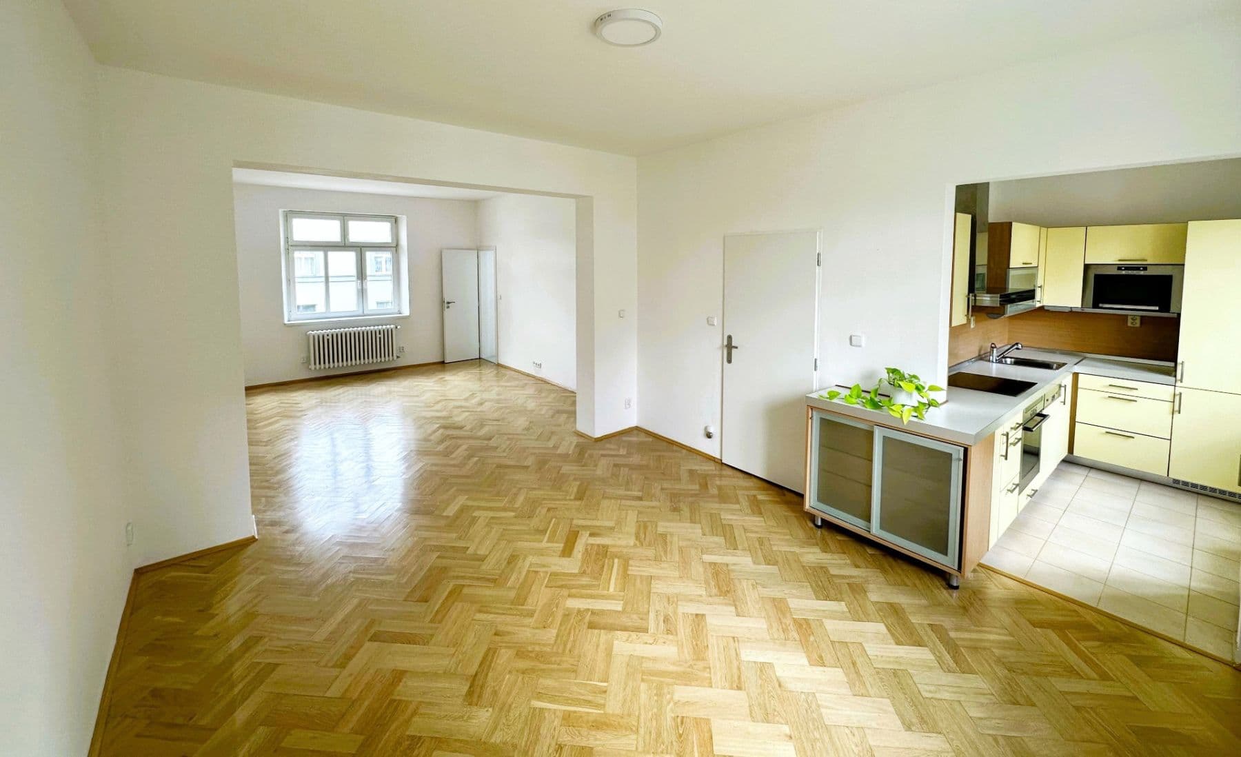 Prenájom bytu 2-izbový 47 m², Na Pískách, Praha, Praha Prenájom bytu 2-izbový 47 m², Na Pískách, Praha, Praha