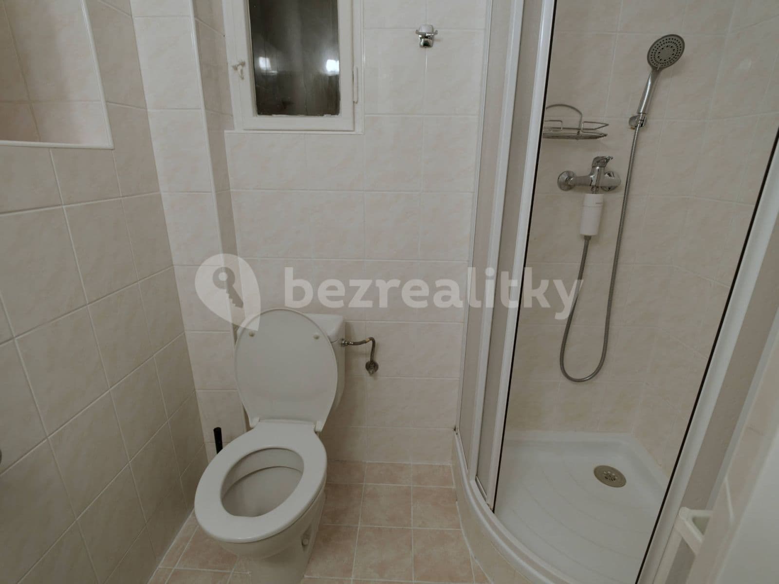 Prenájom bytu 1-izbový 33 m², Libická, Praha, Praha Prenájom bytu 1-izbový 33 m², Libická, Praha, Praha