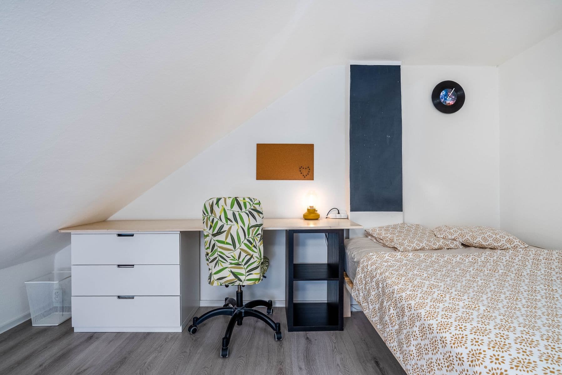 Prenájom bytu 120 m², Jiřinková, Praha, Praha Prenájom bytu 120 m², Jiřinková, Praha, Praha