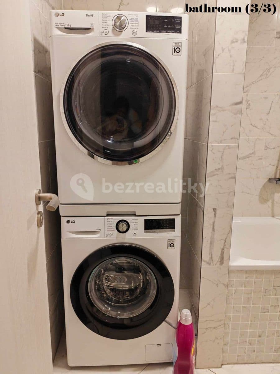 Prenájom bytu 2-izbový 50 m², Vojenova, Praha, Praha Prenájom bytu 2-izbový 50 m², Vojenova, Praha, Praha