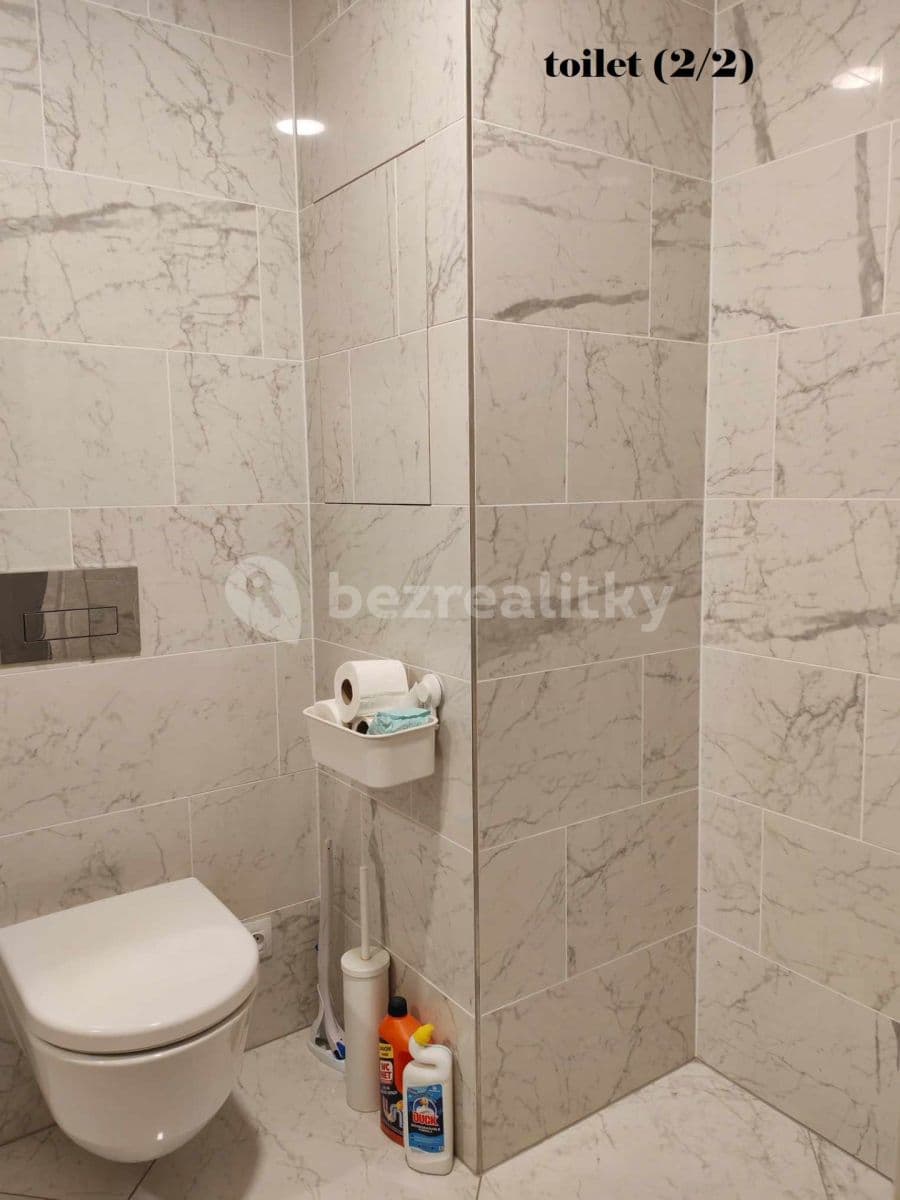 Prenájom bytu 2-izbový 50 m², Vojenova, Praha, Praha Prenájom bytu 2-izbový 50 m², Vojenova, Praha, Praha