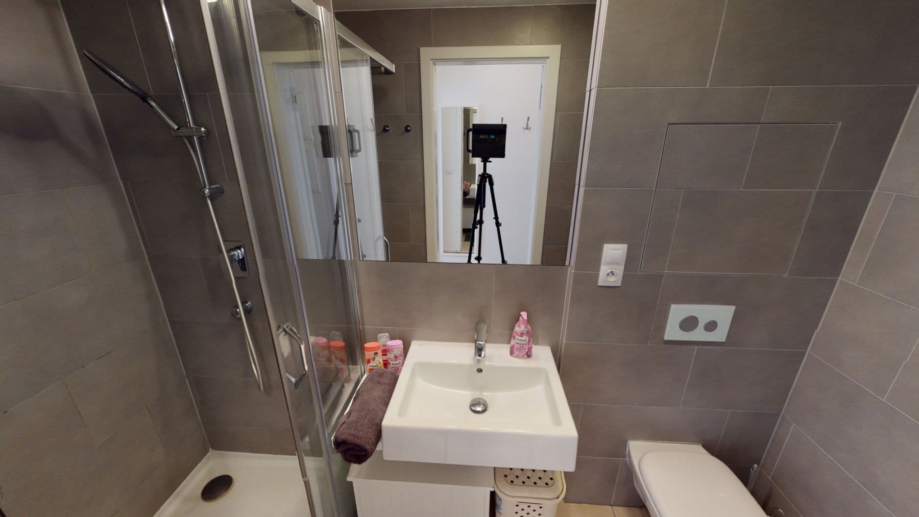 Prenájom bytu 26 m², Kališnická, Praha, Praha Prenájom bytu 26 m², Kališnická, Praha, Praha