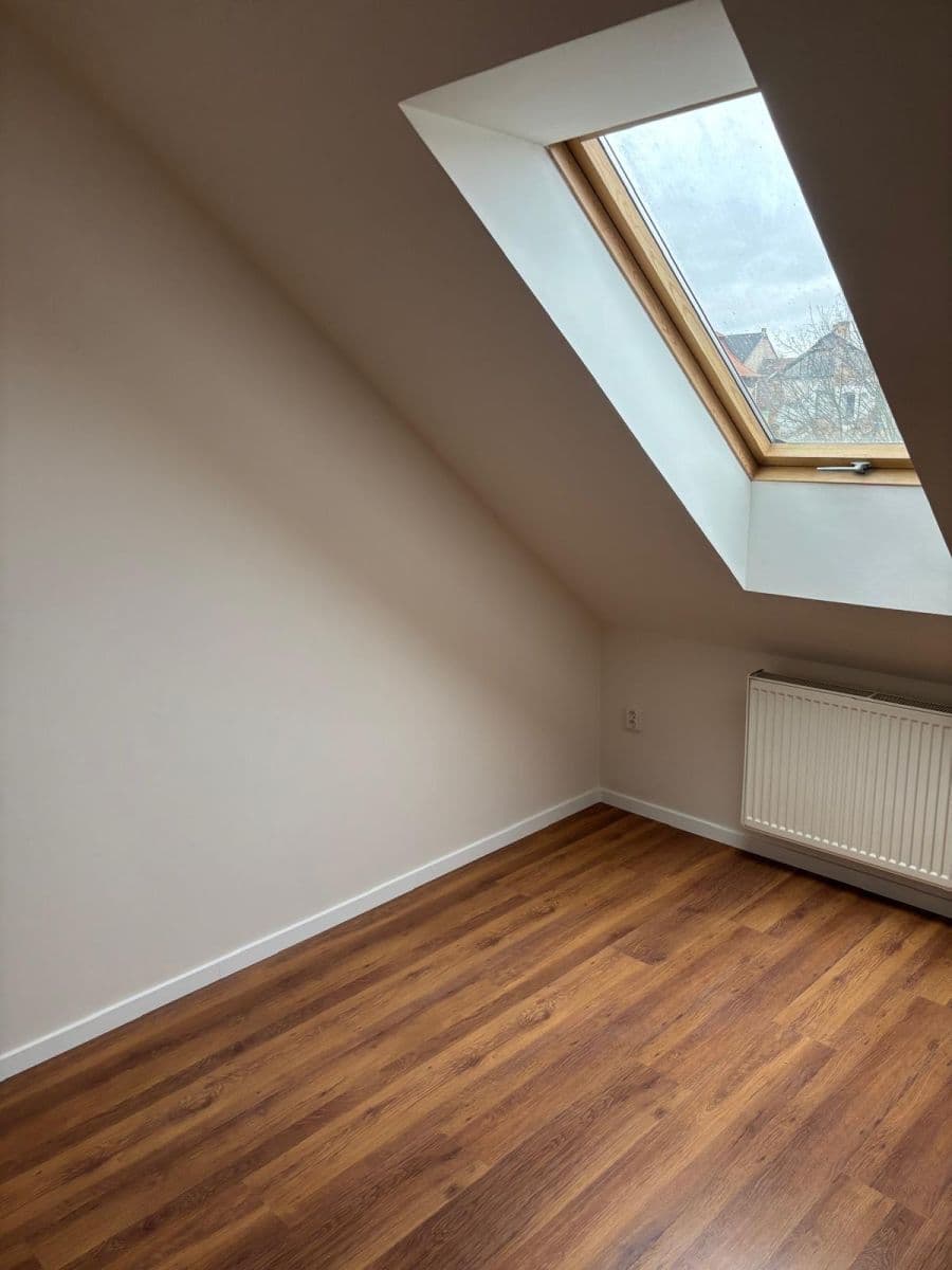 Prenájom bytu 3-izbový 98 m², Na Potocích, Radnice, Plzeňský kraj Prenájom bytu 3-izbový 98 m², Na Potocích, Radnice, Plzeňský kraj