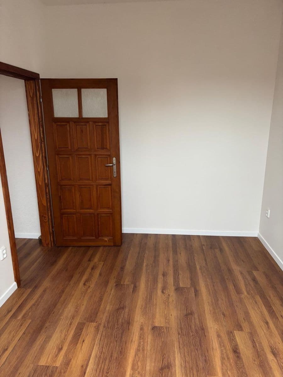 Prenájom bytu 3-izbový 98 m², Na Potocích, Radnice, Plzeňský kraj Prenájom bytu 3-izbový 98 m², Na Potocích, Radnice, Plzeňský kraj