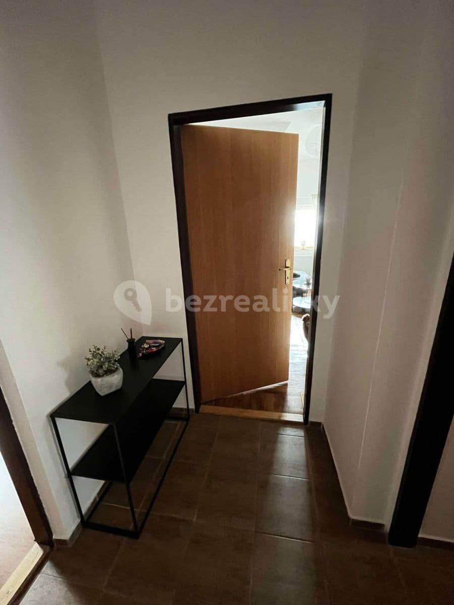 Prenájom bytu 2-izbový 62 m², Vojanova, Beroun, Středočeský kraj Prenájom bytu 2-izbový 62 m², Vojanova, Beroun, Středočeský kraj