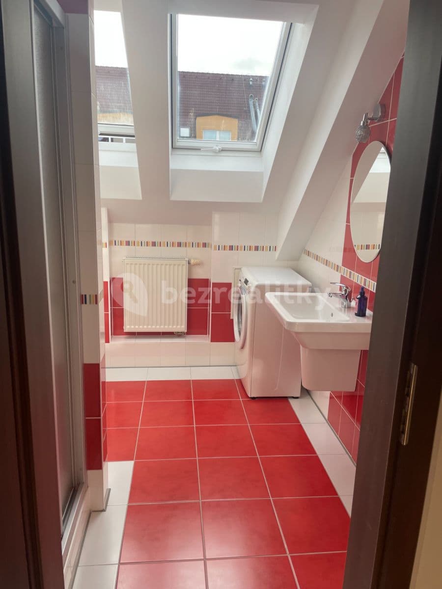 Prenájom bytu 1-izbový 33 m², Švihovská, Praha, Praha Prenájom bytu 1-izbový 33 m², Švihovská, Praha, Praha