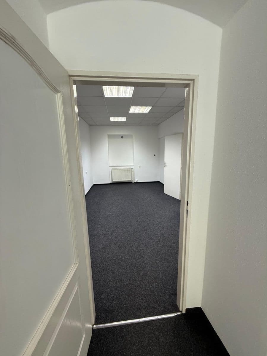 Prenájom nebytového priestoru 70 m², Koterovská, Plzeň, Plzeňský kraj Prenájom nebytového priestoru 70 m², Koterovská, Plzeň, Plzeňský kraj